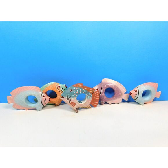 Fish Napkin Rings Set of 5 Wood Hand Painted Carved Ocean Decor - Picture 5 of 7